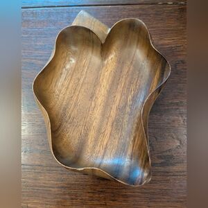 Hawaiian monkeypod Wooden Leaf-Shaped Bowl